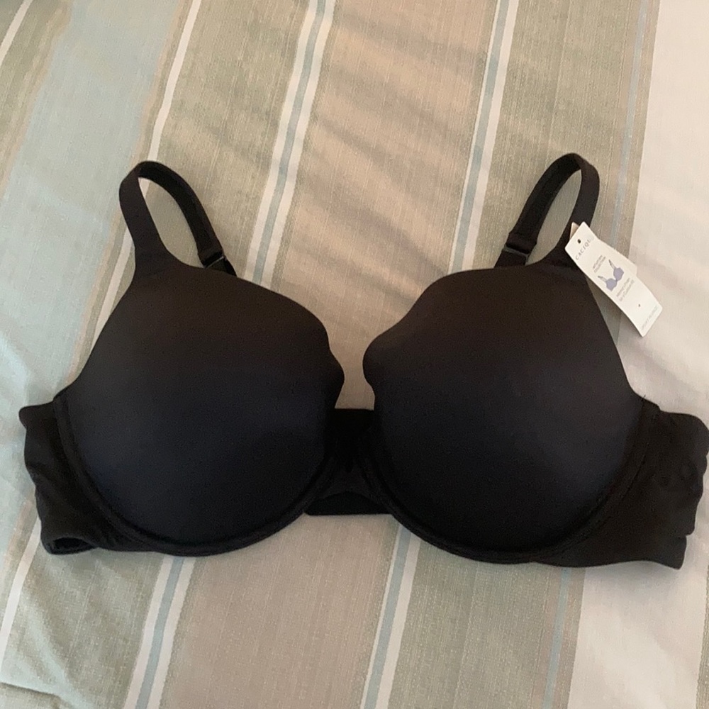 NWT Intuition Collection Uplift Plunge Bra